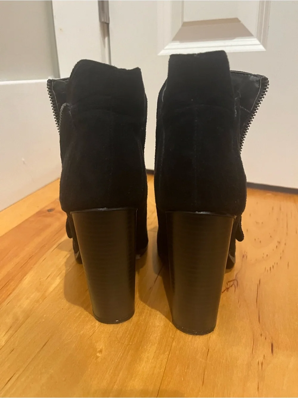 Women’s Black Suede Zipper Block Heel Ankle Boots